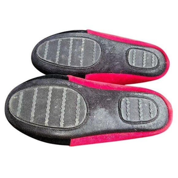 Betsey Johnson LIPPSSS Velvet Slip Ons Size S (5-6) - Picture 5 of 7